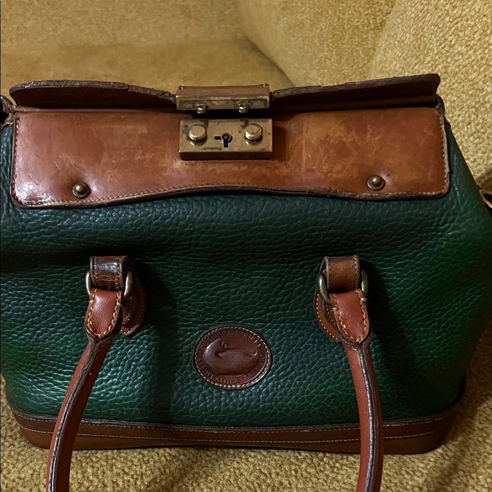 Dooney & Bourke Vintage "doctor-style" satchel - Picture 1 of 10